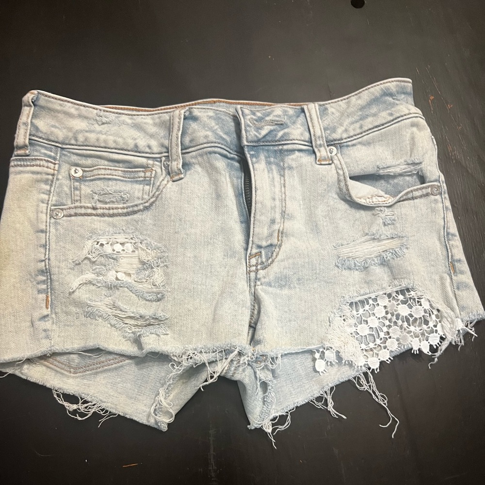 American eagle women’s jean shorts